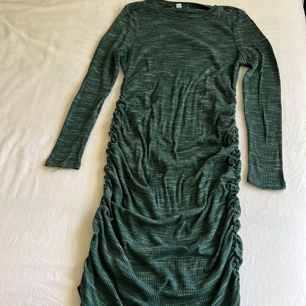 Midi sweater dress size 0X (XL)
